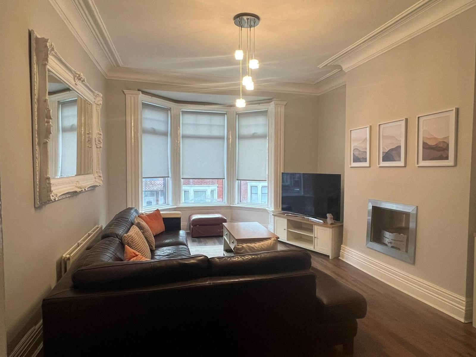 3 Bedroom Property Close To Beach South Shields Buitenkant foto