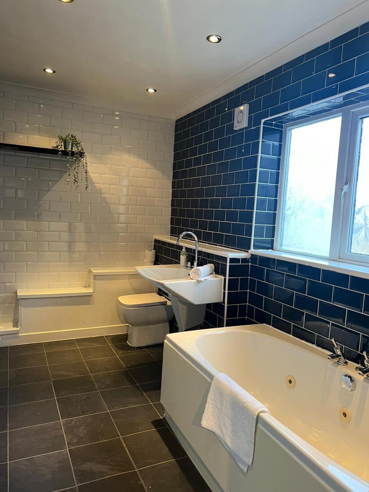 3 Bedroom Property Close To Beach South Shields Buitenkant foto